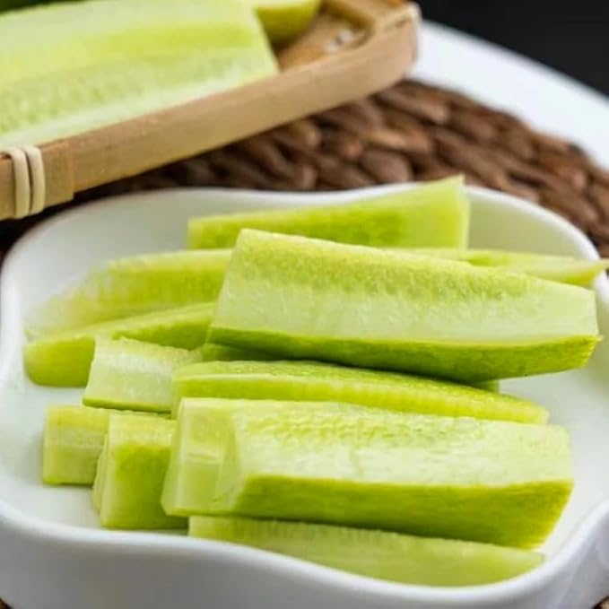 Mixrug White Jade Cucumber Seeds for Planting, 30pcs Sweet Wonder Cucumber Vegetable Seeds Plants, Non-GMO Heirloom Home Fresh Food Vegetables Plants Garden for Outdoors Indoors