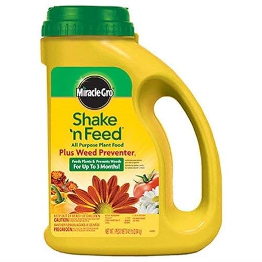 Miracle-Gro Shake 'N Feed All Purpose Plant Food Plus Weed Preventer1, Prevents Crabgrass, Common Chickweed and Common Purslane in Gardens, 4.5 lb.