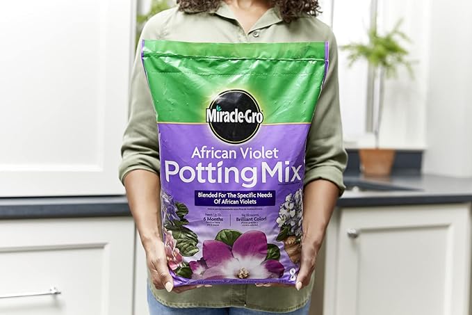 Miracle-Gro African Violet Potting Mix, 8qt, 2-Pack