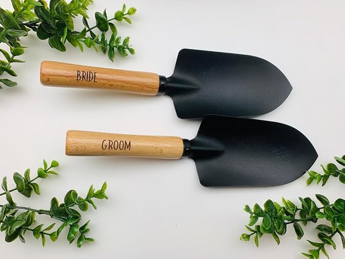 Personalized Garden Trowel – Custom Engraved Wooden Handle, Stainless Steel Hand Trowel, Gardening Tool Gift