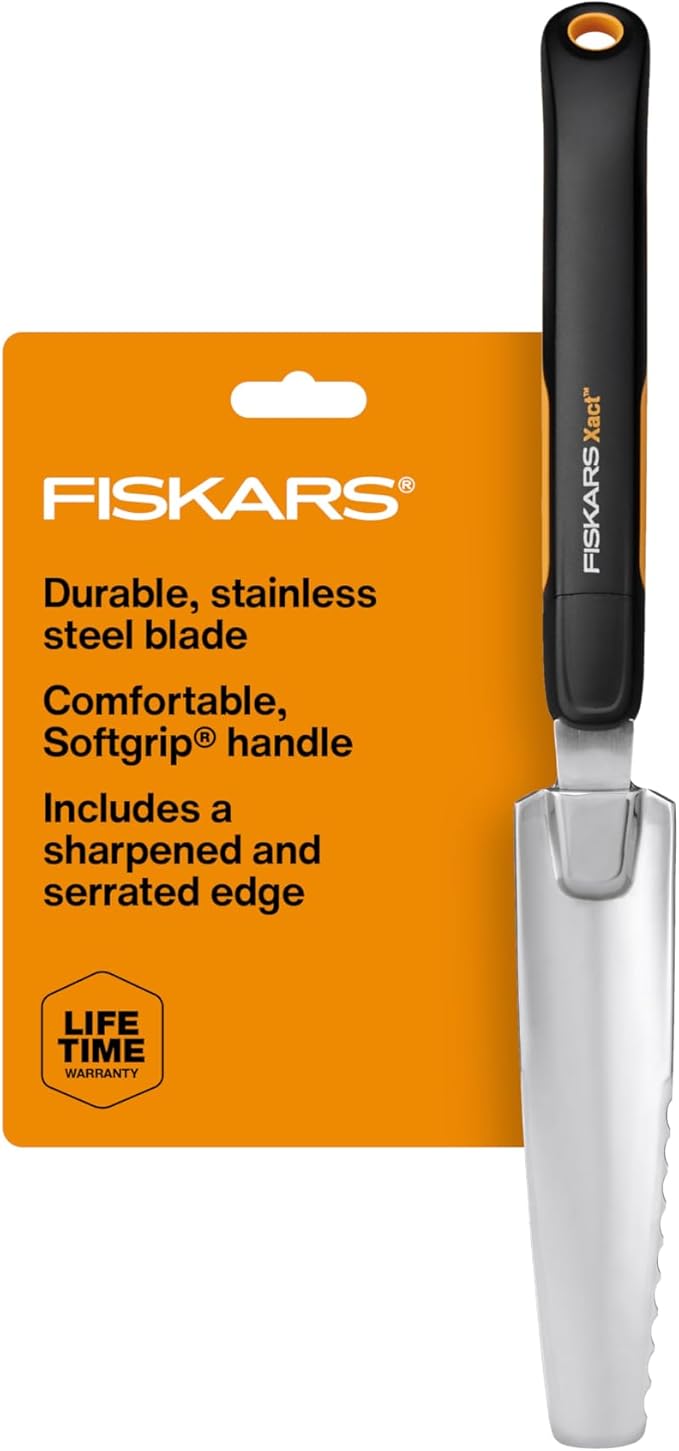 Fiskars Xact Hand Weeder, Garden Tool, Stainless Steel Blade with Sharpened and Serrated Edge for All Gardening Tasks, SoftGrip Handle