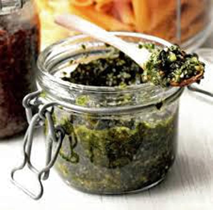 Chervil Seeds, Herb, 100+ Seeds Non GMO, Use The herb Fresh to Flavor vinaigrettes.