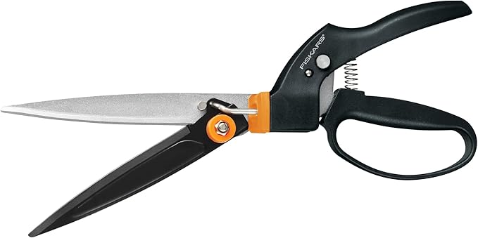 Fiskars Garden Swivel Grass Shears, Rotating Blades for Precise Lawn Edging, Spring-Action Handle, 5", Black/Orange
