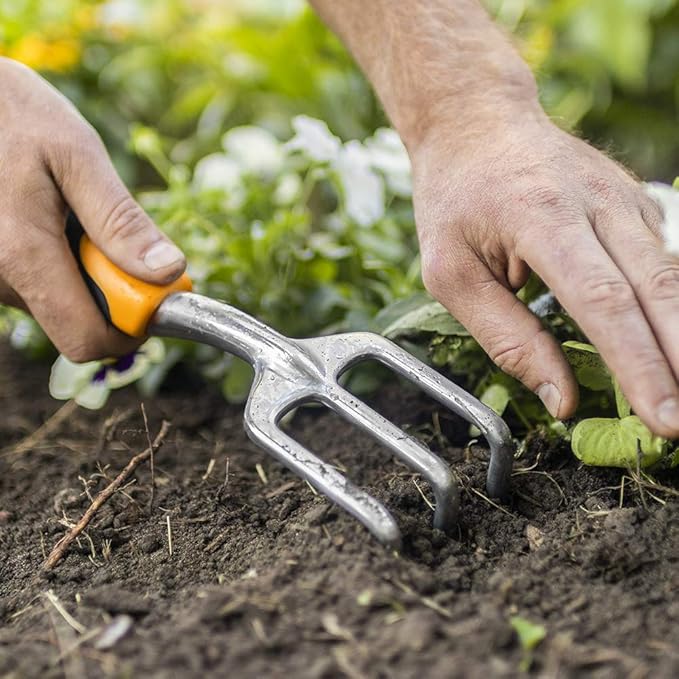 Fiskars 384240-1001 384240-1007 Cultivator, Multicolor & Ergo Gardening Hand Trowel - Ergonomic Handle Design with Hang Hole - Heavy Duty Garden Tool for Digging, Garden Edging, and Weed Removal