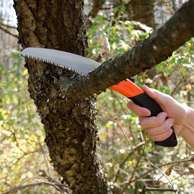 A.M. Leonard Tri-Edge Folding Pruning Saw, 7-inch Curved Blade