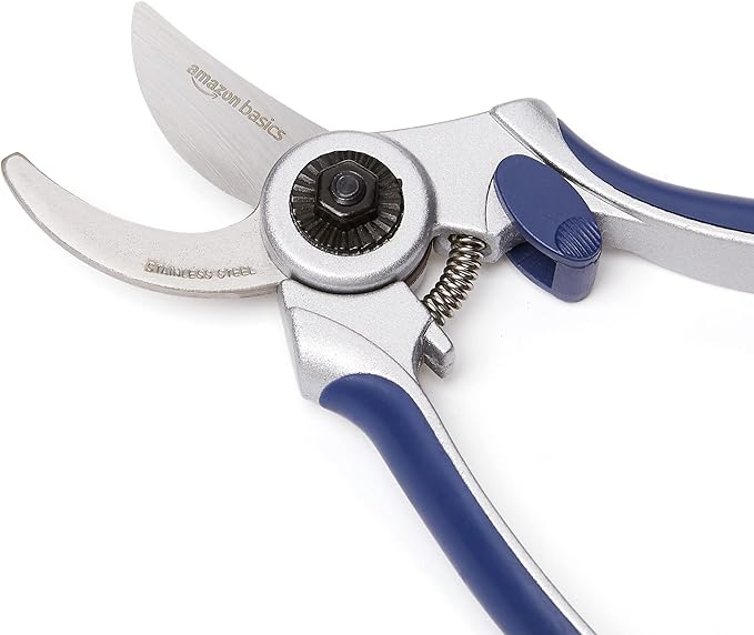 Amazon Basics Professional Bypass Pruning Shears, Lightweight Garden Clippers for Cutting Flowers, Trimming Plants, 7-inch Steel Garden Scissors, Blue