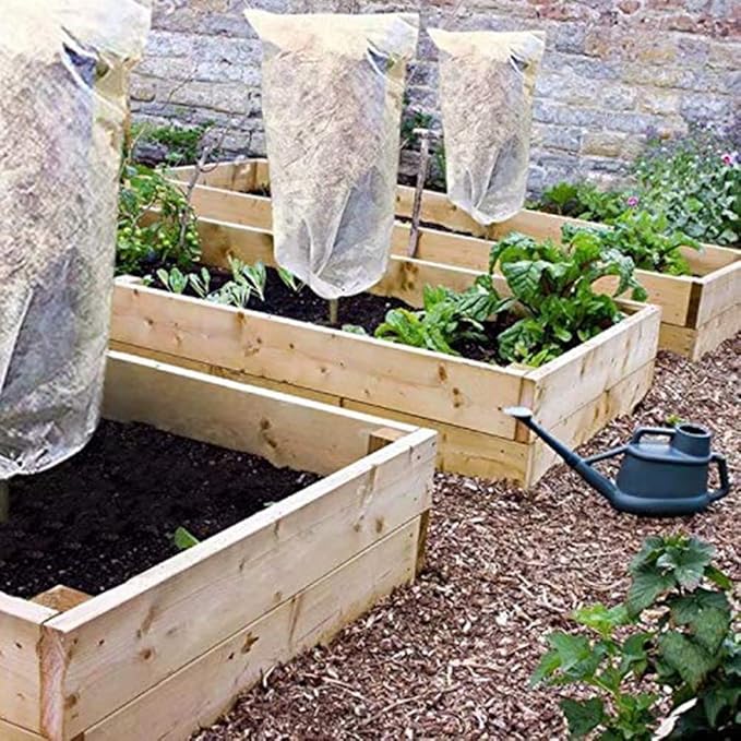 Agfabric Plant Covers Freeze Protection H30 xW60 0.9oz Plant Frost Protection Covers Drawstring Bags Winter Frost Pests Protection,White,2 Pack