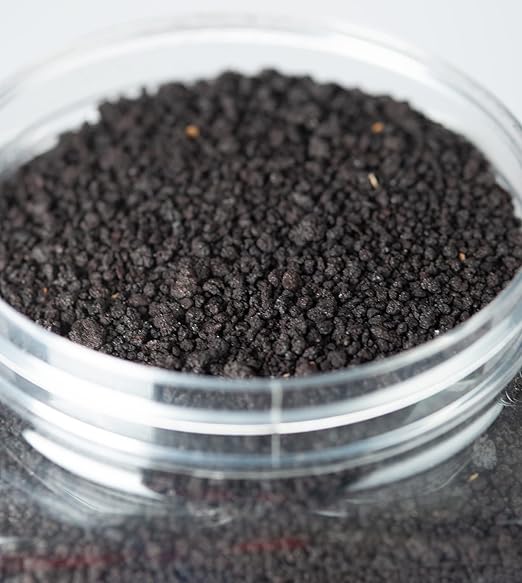 I Must Garden Organic Blood Meal: Provides Essential Nitrogen for Gardens, Flower Pots, and Beds - 3lb Shaker Jar