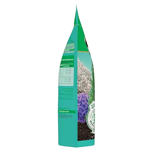 Miracle-Gro Shake 'N Feed Flowering Trees and Shrubs Plant Food, For In-Ground and Container Plants, Acid-Loving Flowering Plants, 8 lbs.