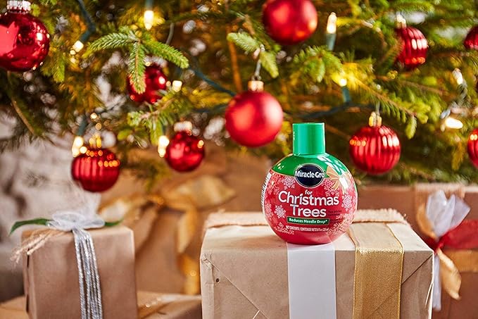 Miracle-Gro for Christmas Trees Plant Food, Hydrates Trees and Keeps Christmas Trees Green All Holiday Season, 2-Pack