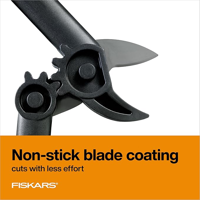 Fiskars 15-Inch PowerGear Loppers, Sharp Steel Blade Bush and Tree Trimmer, Cuts up to 1.25-Inch Diameter Branches, Rust Resistant and Lightweight Pruner, Yard Tools for Gardening