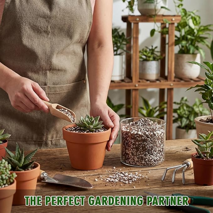 WILLBOND 10qt Perlite & Vermiculite Mix (1: 1 Ratio), Natural 3-6mm Perlite + 2-4mm Vermiculite Blend, Premium Potting Soil Amendment for Seed Starting, Potting Mix, Propagation, Aeration