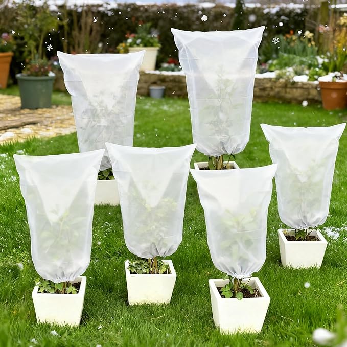 Spring Plant Covers Wind and Frost Protection, Reusable & Breathable Non-Woven Fabric Plant Covers with Zipper Drawstring to Protect Trees, Garden Flower, 5 Pack, White, 31.5" x 47.3"