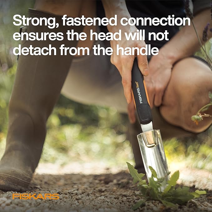 Fiskars Xact Hand Weeder, Garden Tool, Stainless Steel Blade with Sharpened and Serrated Edge for All Gardening Tasks, SoftGrip Handle