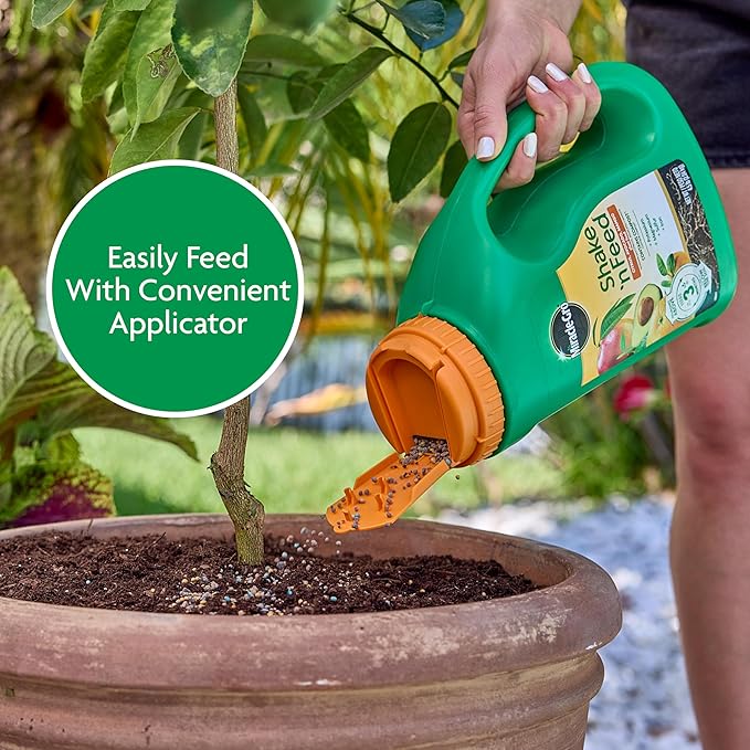 Miracle-Gro Shake 'N Feed Continuous Release Citrus, Avocado & Mango Plant Food, 4.5 lb.