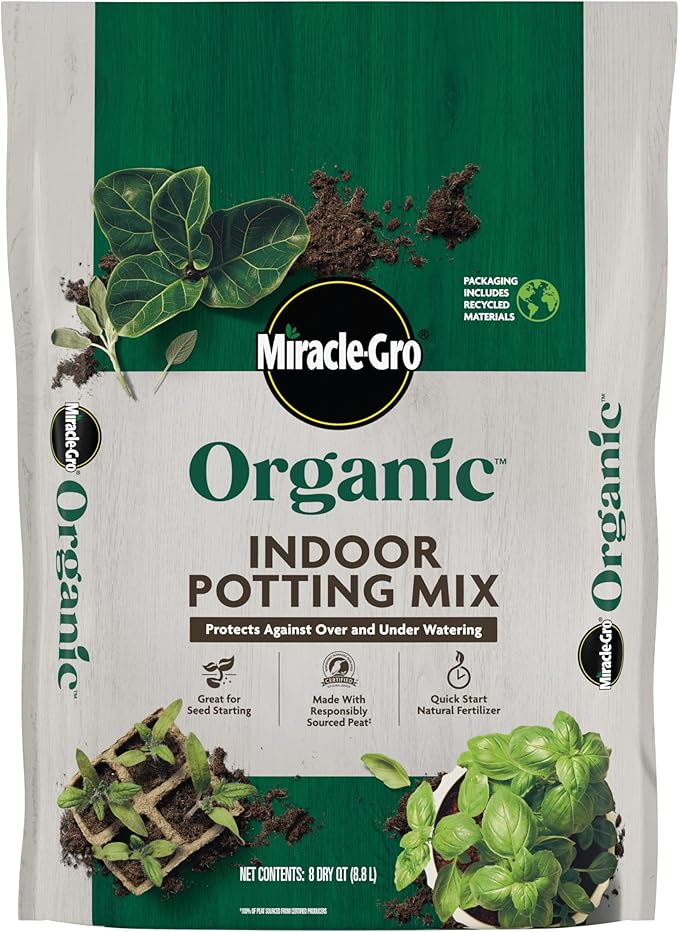Miracle-Gro Organic Indoor Potting Mix - Protects Against Over and Under Watering, Planting Soil for Indoor Container Plants, Houseplants and Starter Plants, OMRI Listed, 8 qt.