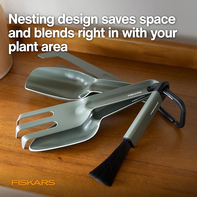Fiskars 5-Piece Cultivating Tool Set, Nesting Trowel, Soil Scoop, Cultivator, Tongs & Brush for Indoor Gardening, Stainless Steel with Powder Coat Finish, Space Saving Design, Black