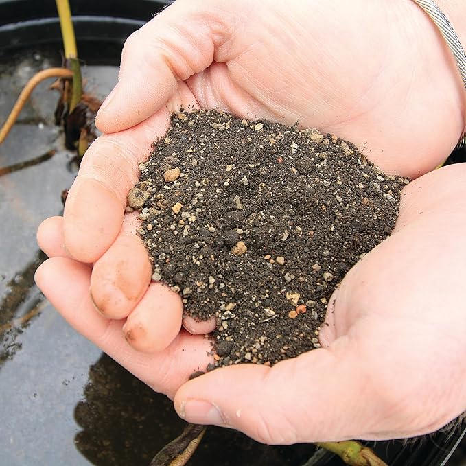 Aquascape Pond Plant Potting Media, Nutrient-Rich Aquatic Soil for Water Gardens, Supports Strong Root Growth, 215 Cubic Inches, 89002