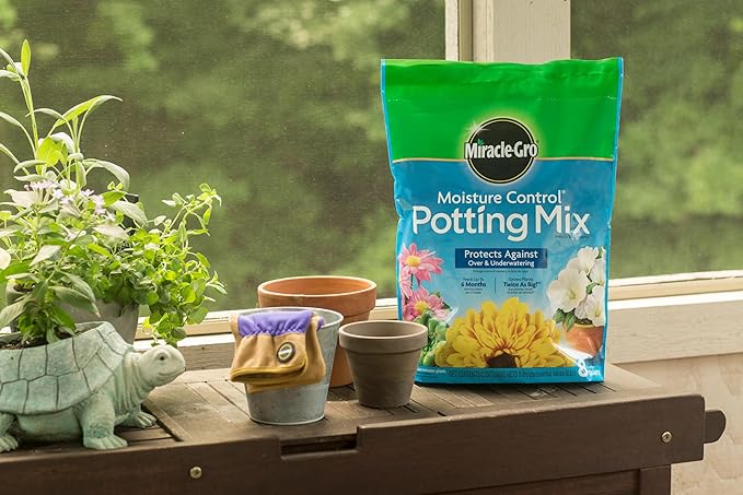Miracle-Gro Moisture Control Potting Mix - Plant Soil for Container Plants, Protects Against Over- and Under-Watering, 16 qt. (2-Pack)