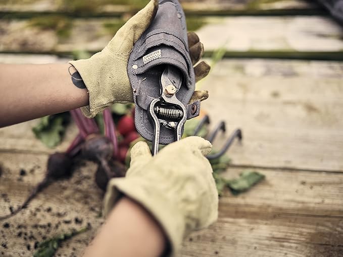 Barebones Pruner Sheath - Heavy Duty, Non-Slip Cover for Pruning Shears - Old World Japanese Design for Plant Trimming Scissors - Ideal Houseplant Accessories & Garden Tools - Sheath Only
