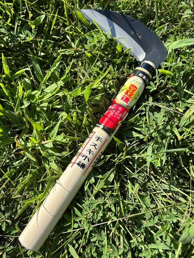 Hounen Miyawaki Japanese Weeding Sickle Kama (4.7" (12 cm) Blade) – Curved Serrated Pull-Cut High-Carbon Steel Weed & Grass Cutter, Ultra-Light 3.5 oz (100 g), 11" (28 cm) Wood Handle, Made in Japan