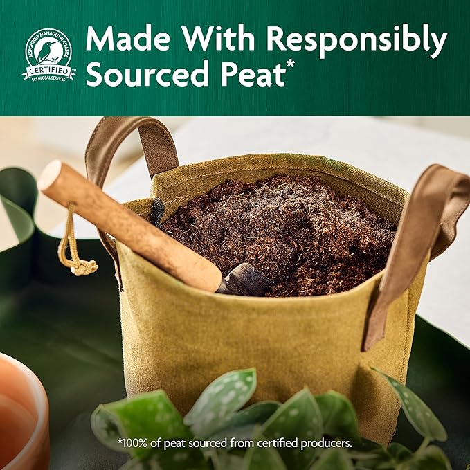 Miracle-Gro Organic Indoor Potting Mix - Protects Against Over and Under Watering, Planting Soil for Indoor Container Plants, Houseplants and Starter Plants, OMRI Listed, 16 qt. (2-Pack)