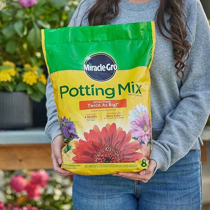 Miracle-Gro Potting Mix, for Indoor or Outdoor Potted Plants, Flowers, Vegetables, Shrubs, Annuals, and Perennials, Feeds Up to 6 Months, 8 qt.
