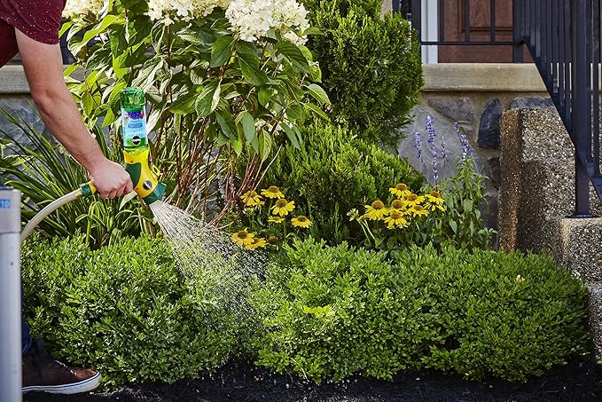 Miracle-Gro LiquaFeed Flowering Trees and Shrubs Plant Food, For In-Ground and Container Plants, 16 oz., 2-Pack