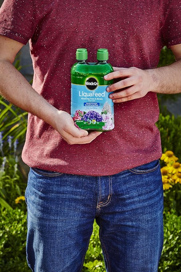 Miracle-Gro LiquaFeed Flowering Trees and Shrubs Plant Food, For In-Ground and Container Plants, 16 oz., 2-Pack