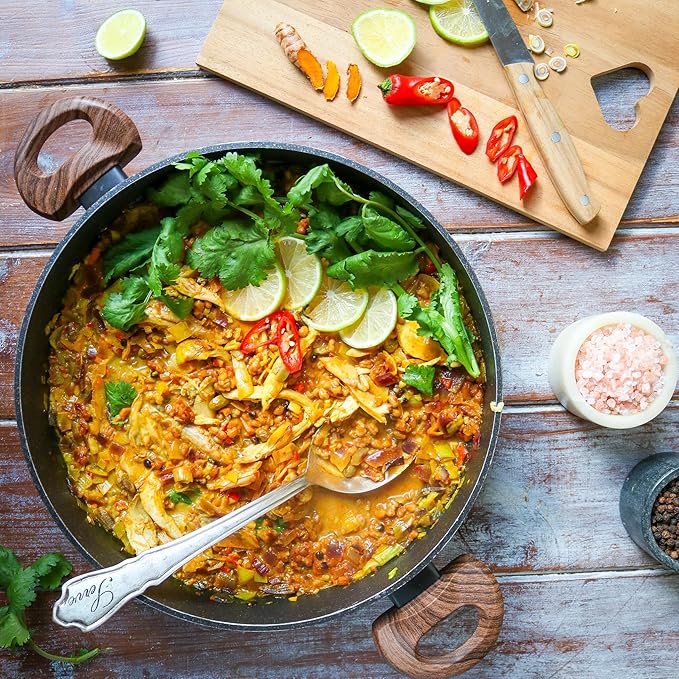 Lemongrass - Cymbopogon citratus. Live Plant. Fragrant, Fresh, Edible. Easy Grow. Indoor/Outdoor. (4 Lemongrass in Cup)