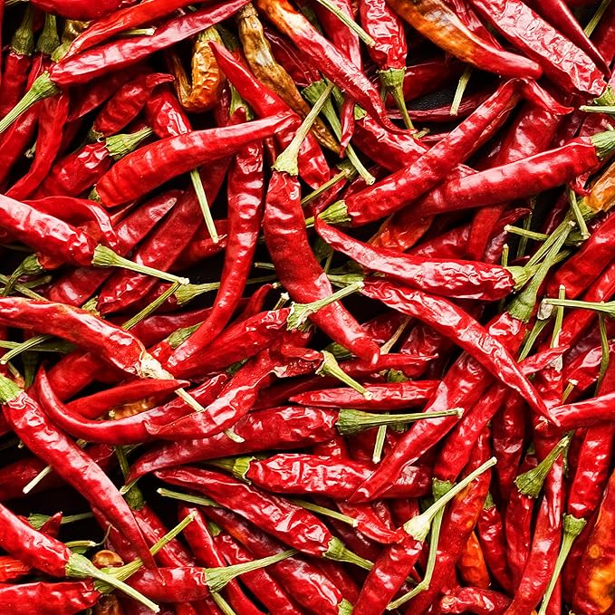 Banyan Botanicals Organic Cayenne Pepper Seeds – Long & Slim Red Rocket Cayenne Peppers – for Eating Fresh or Drying – 25 Count – Open Pollinated Non-GMO Easy-to-Grow