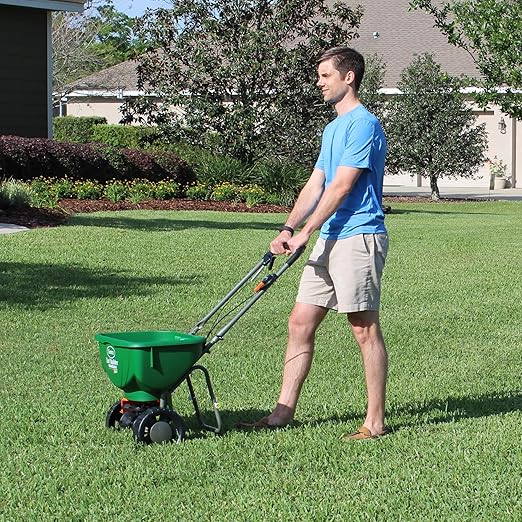 Hydretain Root Zone Moisture Manager - Drought Protection and Moisture Control for Lawns, Gardens, Containers - Reduces Watering, Delays Wilt - Covers up to 1,000 Sq Ft (3 lbs, Granule)