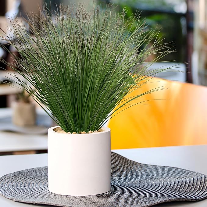 Ttranewsoo 24PCS Realistic Minimalist Artificial Grass, Green, 17 inches, Plastic, Perfect for Indoor and Outdoor Decoration