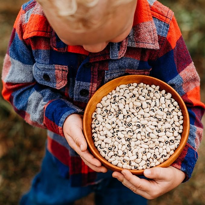 California Blackeye No. 5 Cowpea - 4oz Bulk (~425 Seeds) - Heirloom Variety, USA-Grown, Non-GMO Vegetable Cow/Southern/Field Pea Seeds for Planting Outdoors in a Home Garden, Thresh Seed Company